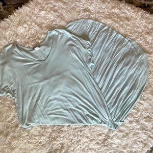 5 for $25 VGUC Mint Maxi Dress